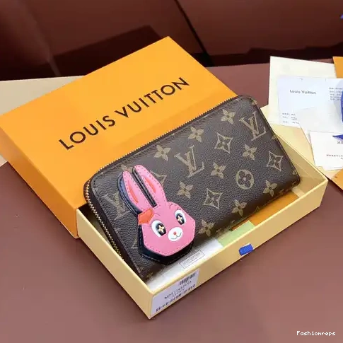 Fashionrepsfam ru 2407YZ0093 LV Bags 0712